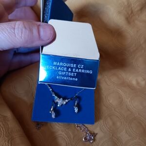 Avon Silver Minimalist Necklace